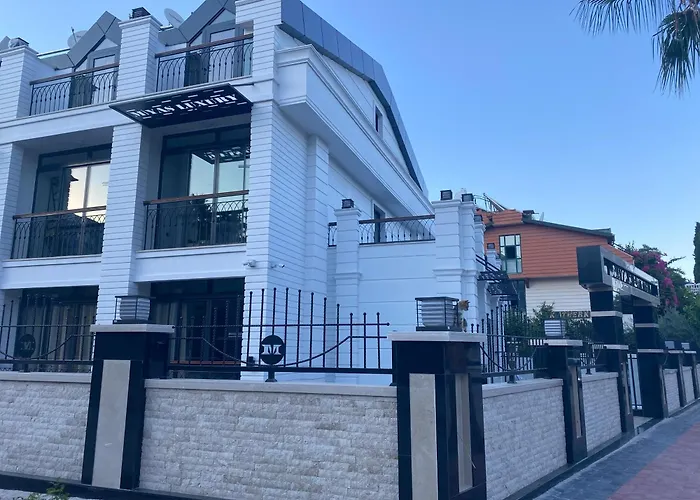 Miyas Luxury Hotel